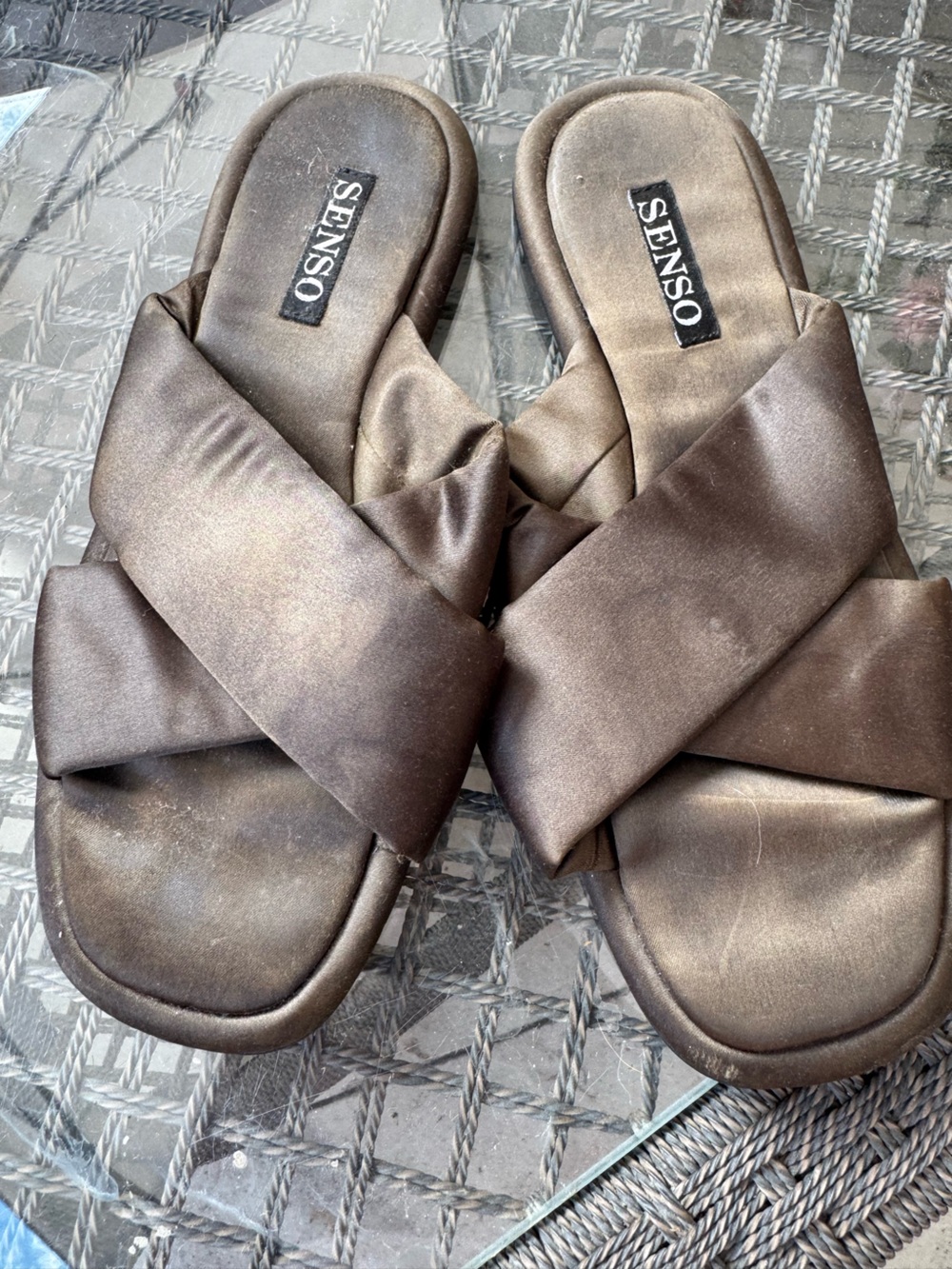 SENSO Chocolate Brown Padded Cross-Strap Slide Sandals
